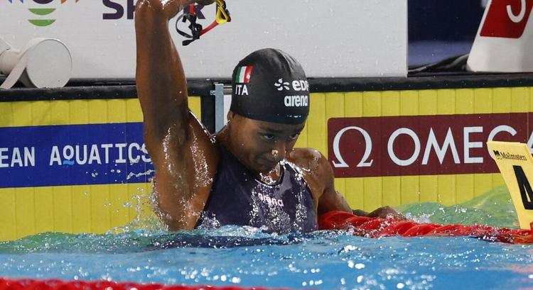 Sara Curtis d’oro agli Europei e da record: la 19enne azzurra campionessa con il secondo primato mondiale in 24 ore