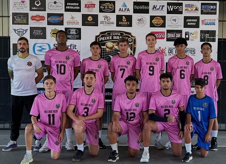 Time do “Projeto Rei dos Reis” fica em 2º lugar na Copa de Vôlei em Pirapetinga