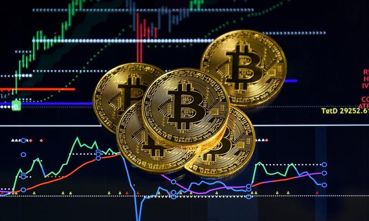 Bitcoin Hits $77,000 for First Time Since May After Trump Pushes Crypto Bill