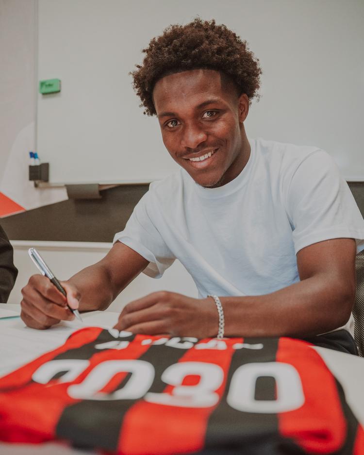 Ewan Aucun passe professionnel En Avant Guingamp EAG AMD02179