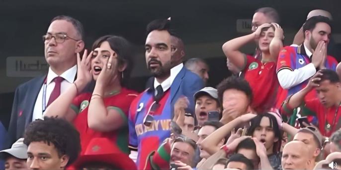 عمدة نيويورك وزوجته يختاران الجلوس إلى جانب لقجع لمتابعة ملحمة المغرب والبرازيل