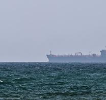 Irã e Omã discutem abertura de rota marítima temporária no Estreito de Ormuz