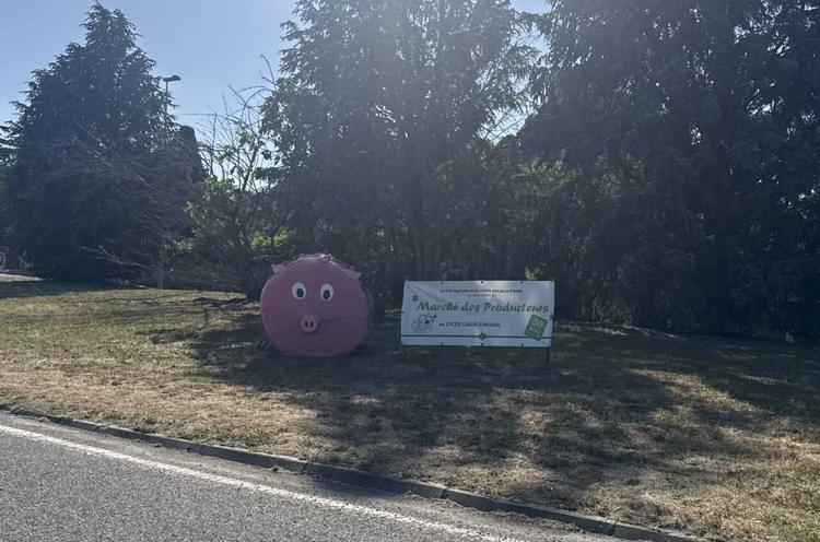 Le lycée Charlemagne à Carcassonne organise un marché de producteurs