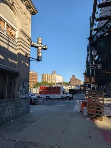 A building from far away at 1x zoom