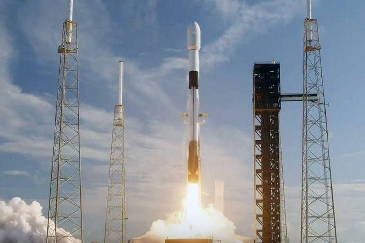 Un bout de Falcon 9 va s’écraser sur la Lune