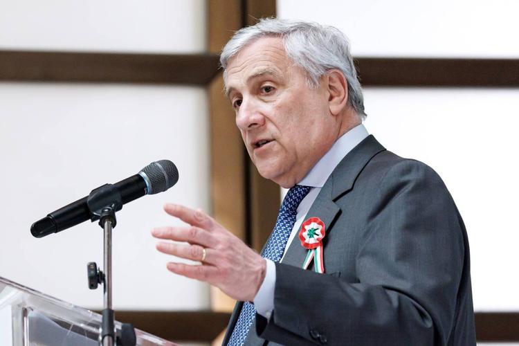 Missione di Tajani a Pechino. "La Cina faciliti il dialogo"