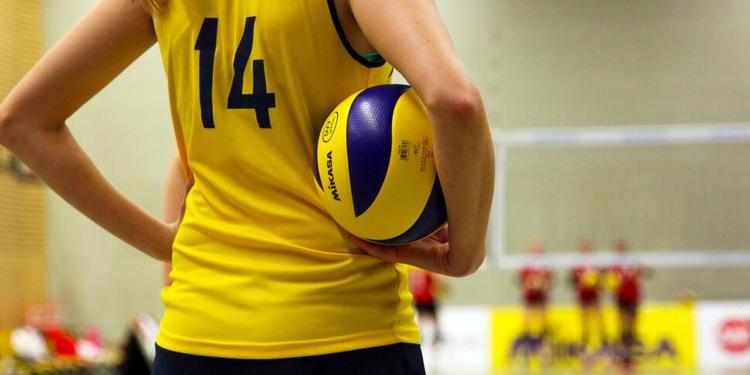 Palestre scolastiche alle società sportive, via libera senza perdere i fondi Pnrr e senza cambiare la destinazione d'uso