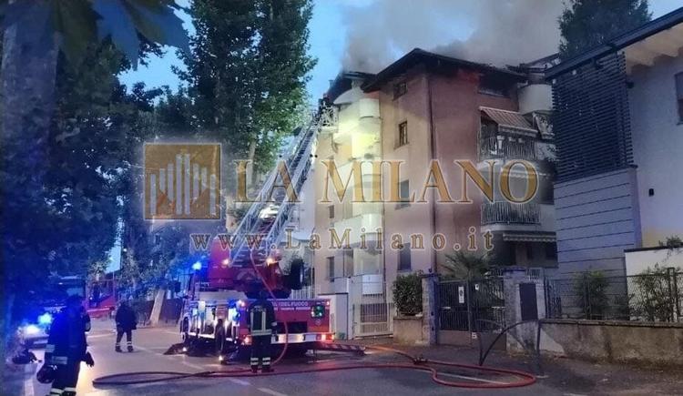 Incendio a Brugherio, medico di 66 anni muore dopo essersi lanciato dal quarto piano per sfuggire alle fiamme