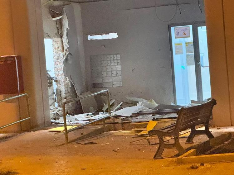 Trinitapoli, tre malviventi fanno esplodere postamat ma fuggono senza denaro