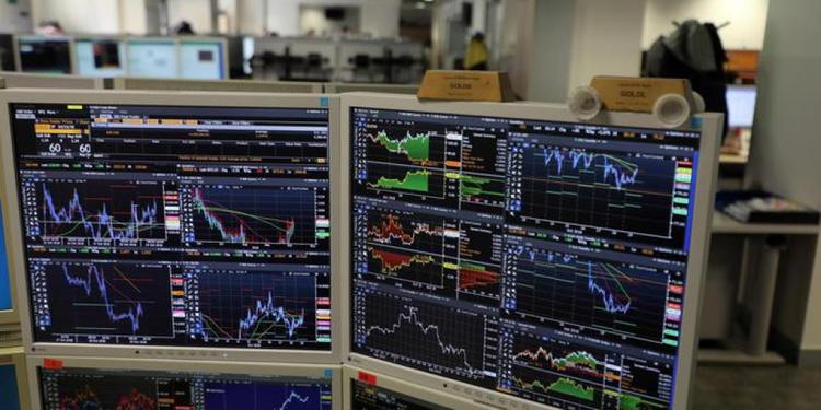 La Borsa di Milano chiude in netto rialzo con la riapertura di Hormuz. Sotto i 90 dollari il greggio