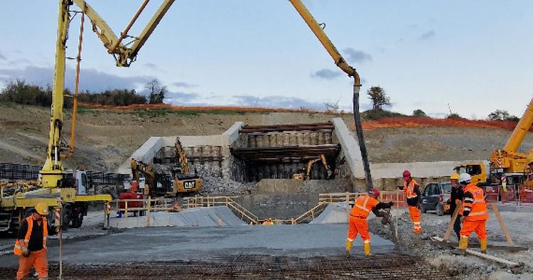 Scintille su ferrovie  e infrastrutture in Calabria: «Per la linea jonica 7 anni di ritardi»