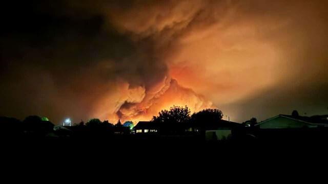 Évacuation du Cap-Ferret : l’incendie de Saumos ne laisse plus le choix.