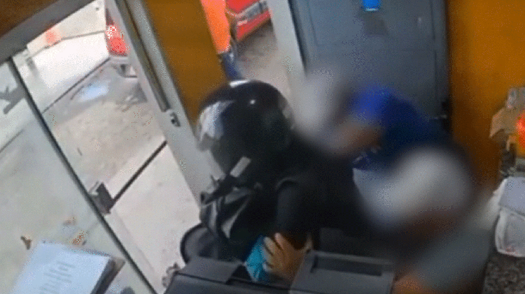 VÍDEO: Adolescente tenta assaltar posto de combustíveis mas é imobilizado por moradores no PI