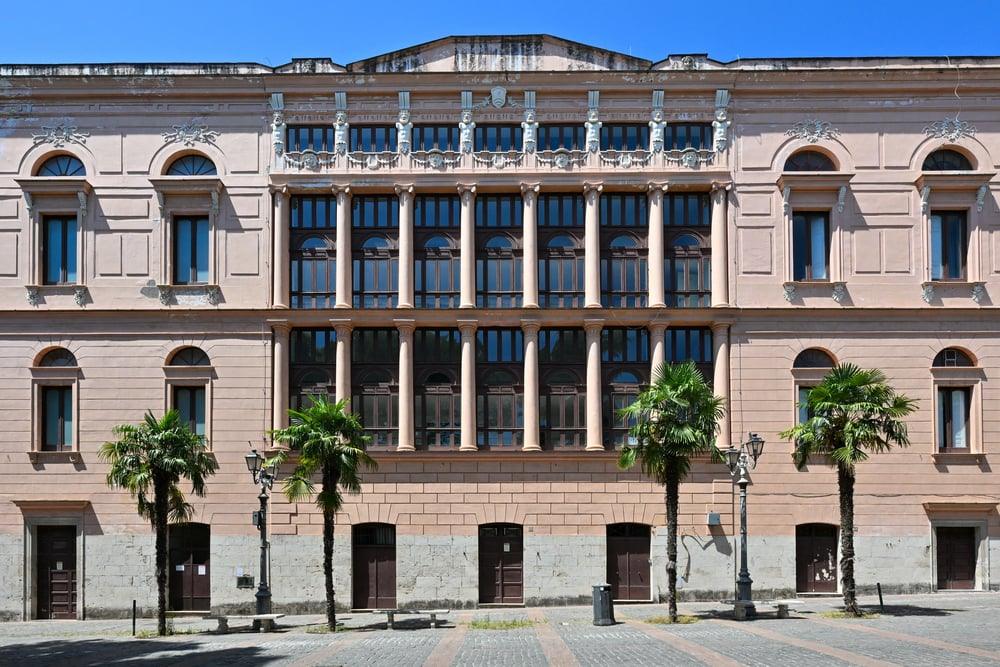 Il Trovatore al Teatro Verdi di Salerno: l’eterno fuoco delle passioni di Giuseppe Verdi