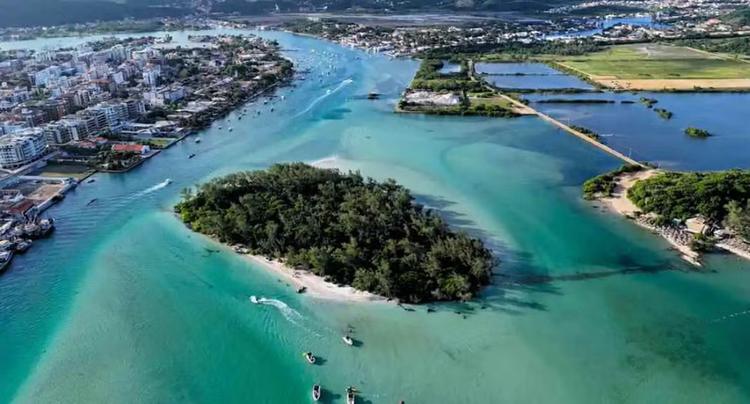 Mutirão recolhe quase 400 kg de micro lixo na Ilha do Japonês e reforça conscientização ambiental em Cabo Frio