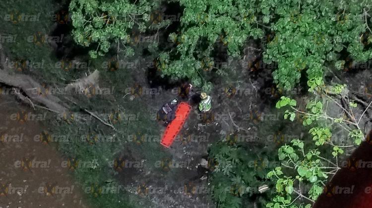 Tragedia en el puente Los Papayos: Motociclista cae a barranca de 50 metros y muere