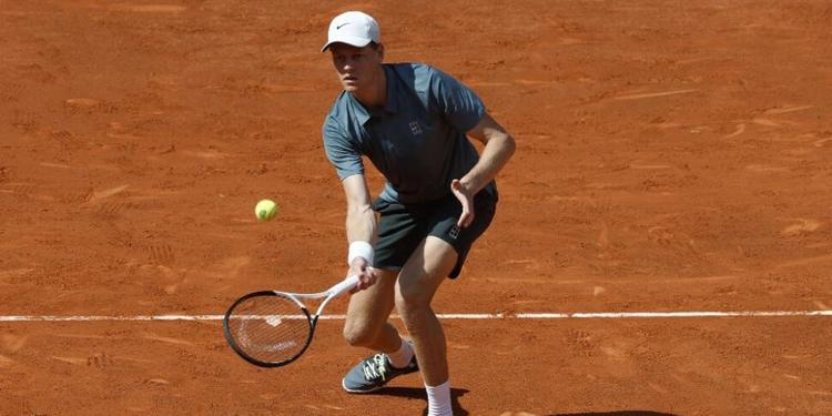 Sinner batte senza problemi Moller a Madrid e vola agli ottavi di finale. Sorride anche Musetti