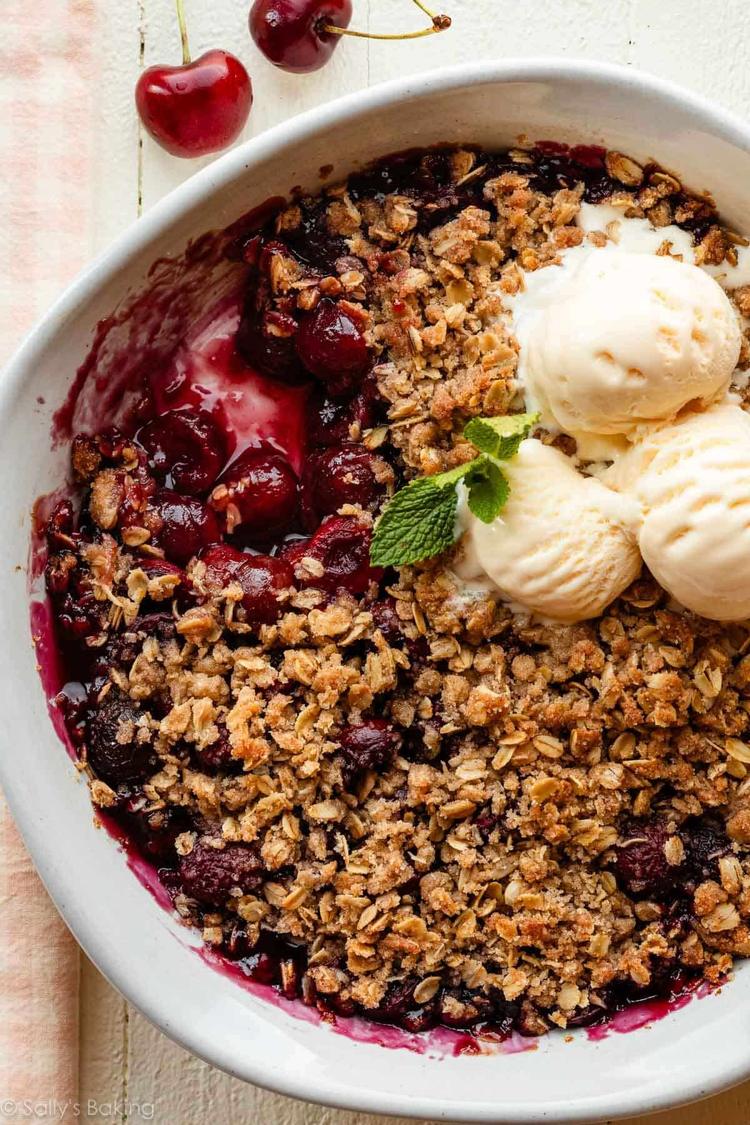 Homemade Cherry Crisp