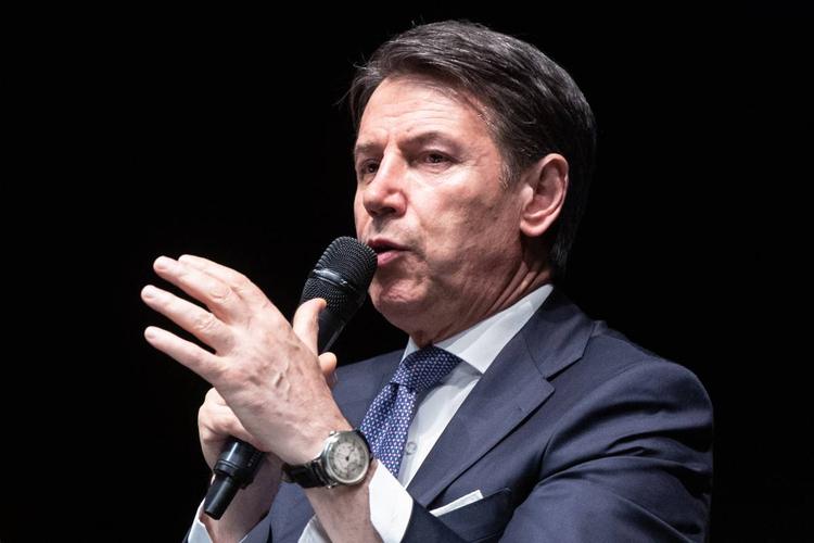 Covid, le manovre M5s per depistare su Conte