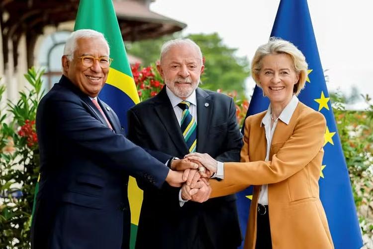 Lula discute veto à carne brasileira com líder da União Europeia e presidente da Comissão Europeia