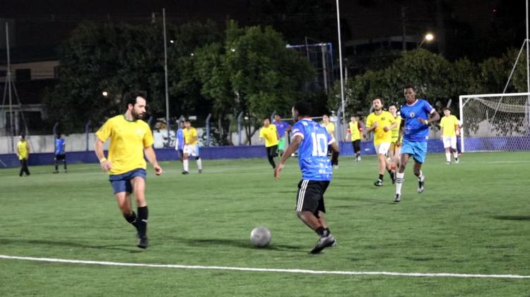 Brasil x Haiti: 120 brasileiros e haitianos se enfrentam em amistoso beneficente em Curitiba antes do jogo