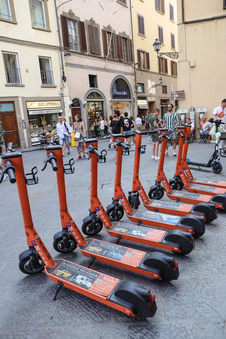 Firenze:  Tar non sospende delibera di Palazzo Vecchio su Stop a monopattini in sharing