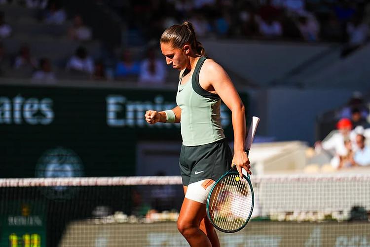 Roland-Garros (F) : Diane Parry au 2e tour