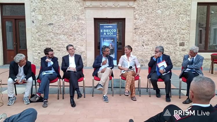 Mercoledì , 5 agosto alle ore 18,30, a Militello  Chiostro  Ex  Monastero dei Benedettini presenteremo in anteprima l'us...