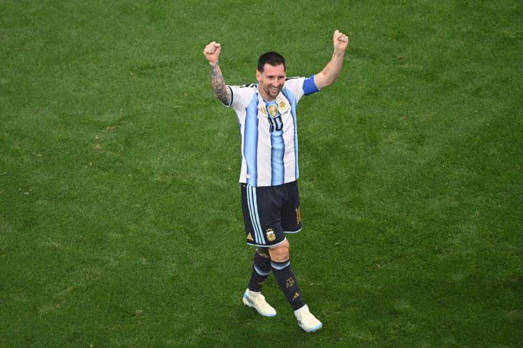 Mondiali, i verdetti dei gironi: Messi stellare, Cr7 rimandato, disastro Uruguay