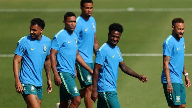 Brasil encara o Japão; veja os jogos desta segunda na Copa do Mundo