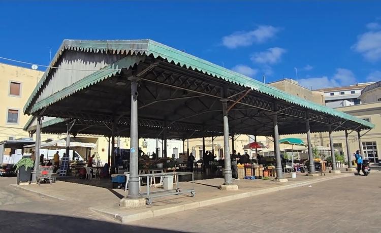 Brindisi, la riqualificazione urbana passa da piazza Mercato
