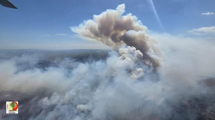 Incendio Monte Faeta, sale a 250 ettari la superficie interessata. Attivata Unità di crisi regionale