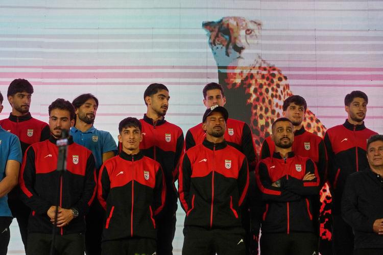 EUA revogam ingressos da Copa a torcedores do Irã, diz Federação de Futebol do país