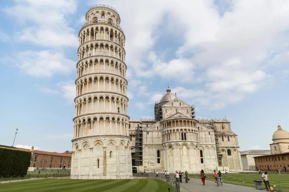 Buongiorno da InfoCilento: servizi, contatti programmi tv sul Canale 79. 9 Agosto: inizia la costruzione della torre di Pisa