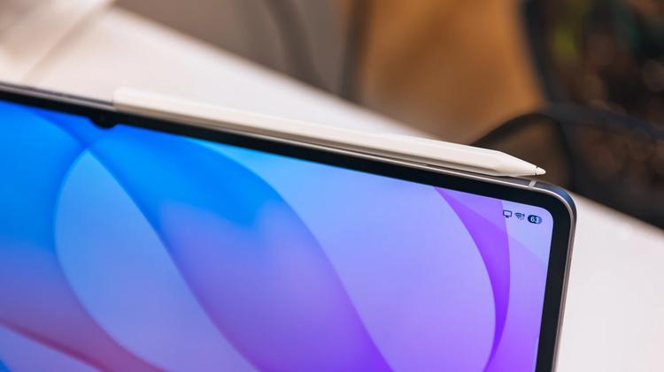 close-up of samsung galaxy tablet with s pen