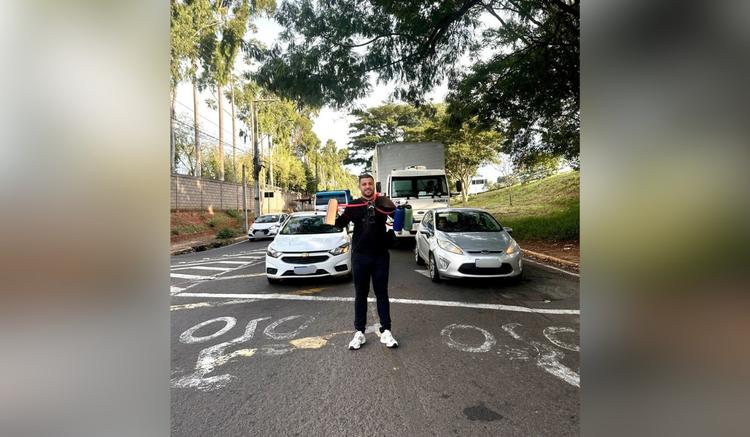 'Um café por um sonho': Empreendedor do interior de SP usa ‘Pix da confiança’ e aproveita o frio para se reinventar