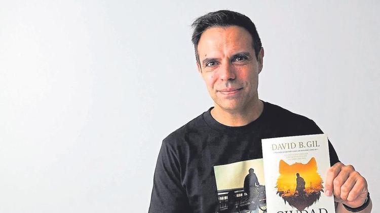 El escritor David G. Bil se sumerge en los bajos fondos  de la Costa del Sol