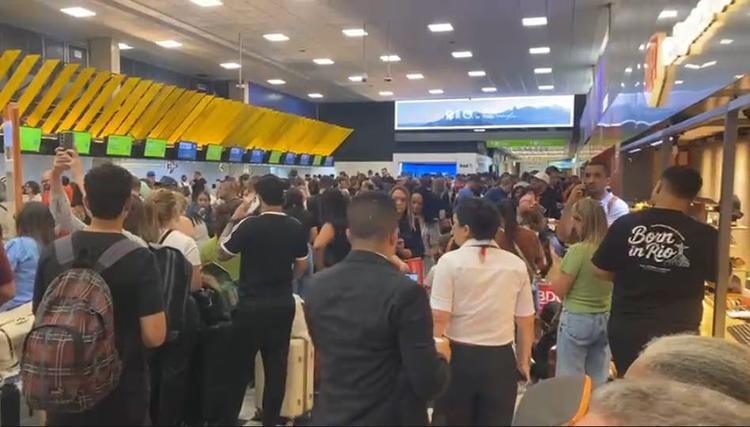 Falha em ar-condicionado de Congonhas é principal hipótese para fechamento do espaço aéreo de SP em abril