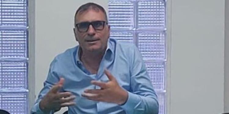 Sanità, Campana: «La Regione Calabria decide dove si sopravvive a un infarto guardando il colore dei sindaci. Pronti gli esposti in Procura»