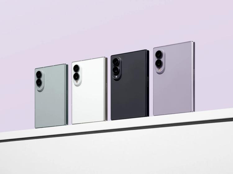 214 lifestyle product galaxy zfold8 family 2 1 1 scaled