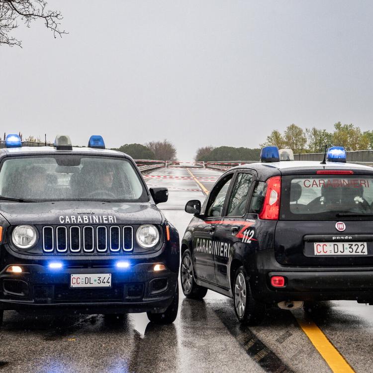 17enne muore in un inseguimento dei carabinieri, denunciato l'amico alla guida