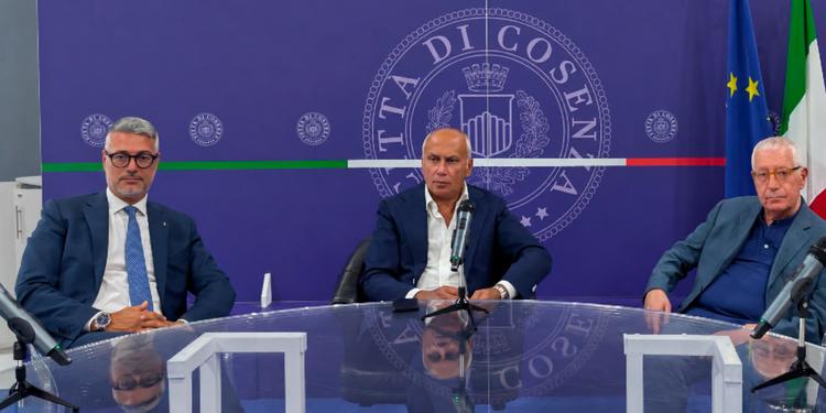 Cosenza, l’Unione dei Comuni obiettivo sempre più vicino