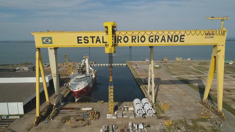 Construção de navios é retomada em Rio Grande após 10 anos e estaleiro prevê 1,7 mil empregos