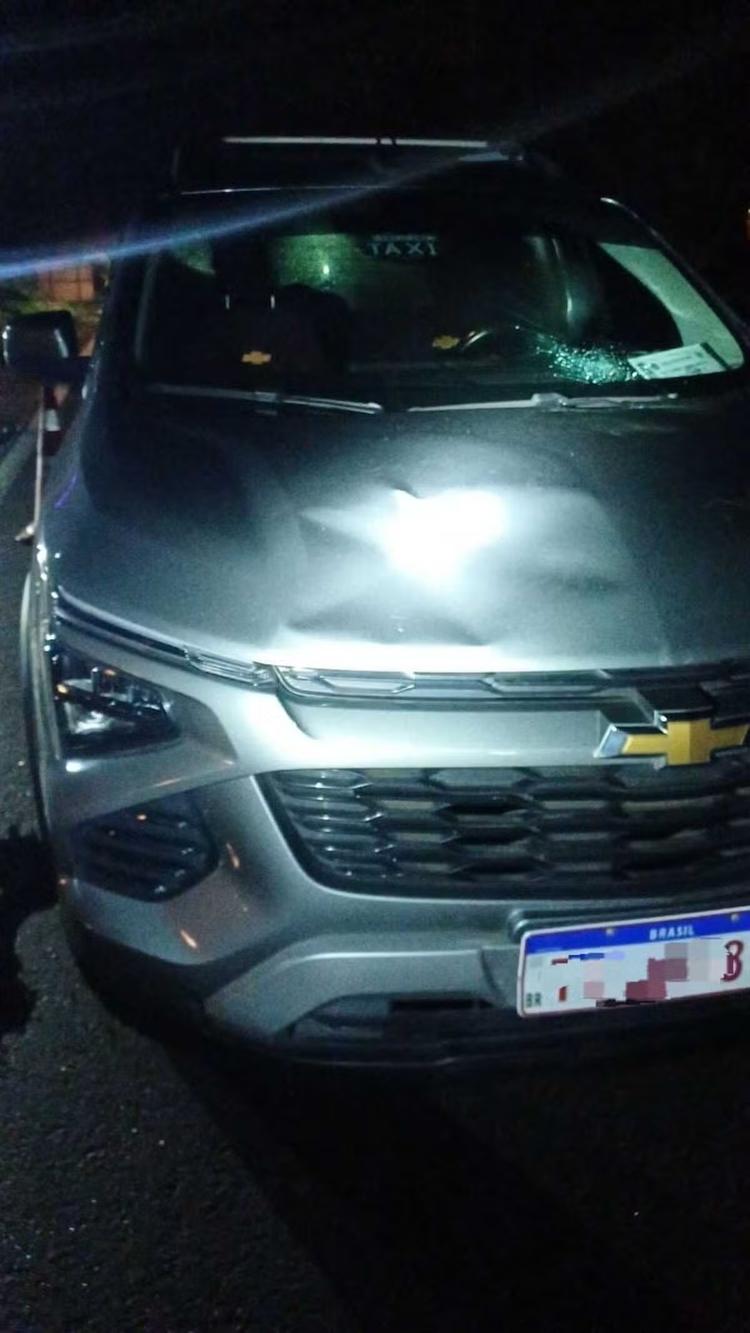 Acidente entre carro e bicicleta é registrado na Via Dutra, em Itatiaia