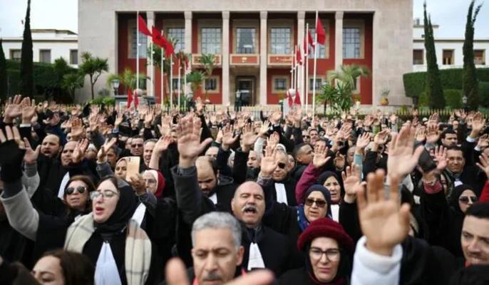 بعد تعديلات مشروع قانون المهنة.. محامو المغرب يلوحون ببرنامج تصعيدي “غير مسبوق”