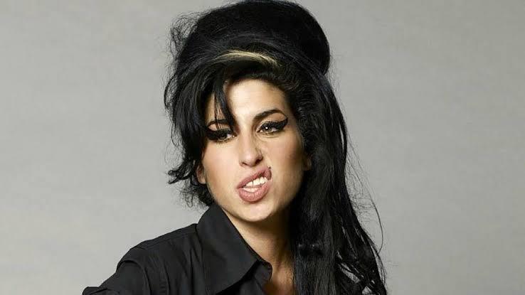 Le film « Back to black »: Amy Winehouse face à l’alcool