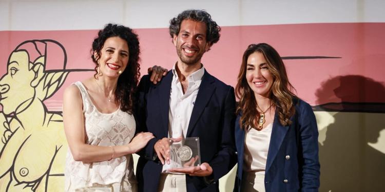 La prima redattrice, le inchieste di Montanelli, la collaborazione di Moravia: la direzione di Alfio Russo scrive la storia del giornalismo italiano