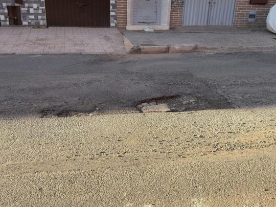 بسبب الحفر..شوارع بوعكاز بمراكش تتحول إلى نقط سوداء + صور
