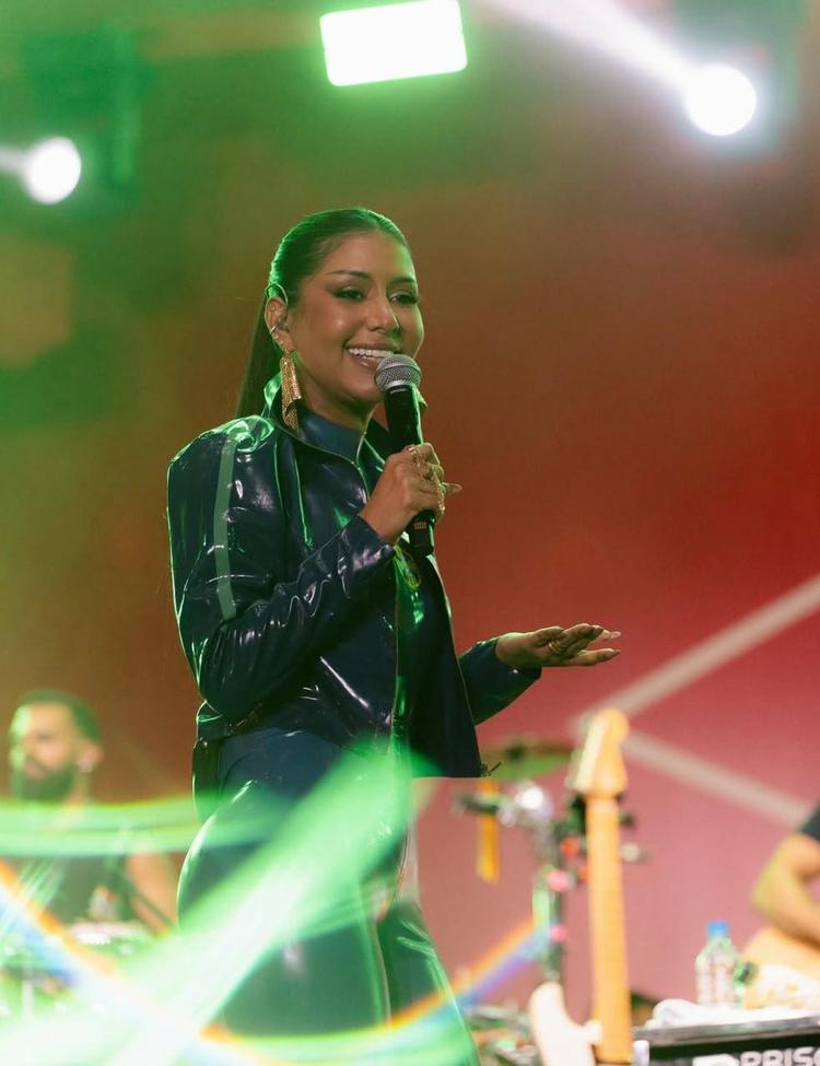 Após São João histórico, Priscila Senna inicia maratona de julho com shows no Norte, Nordeste e Sudeste do país
