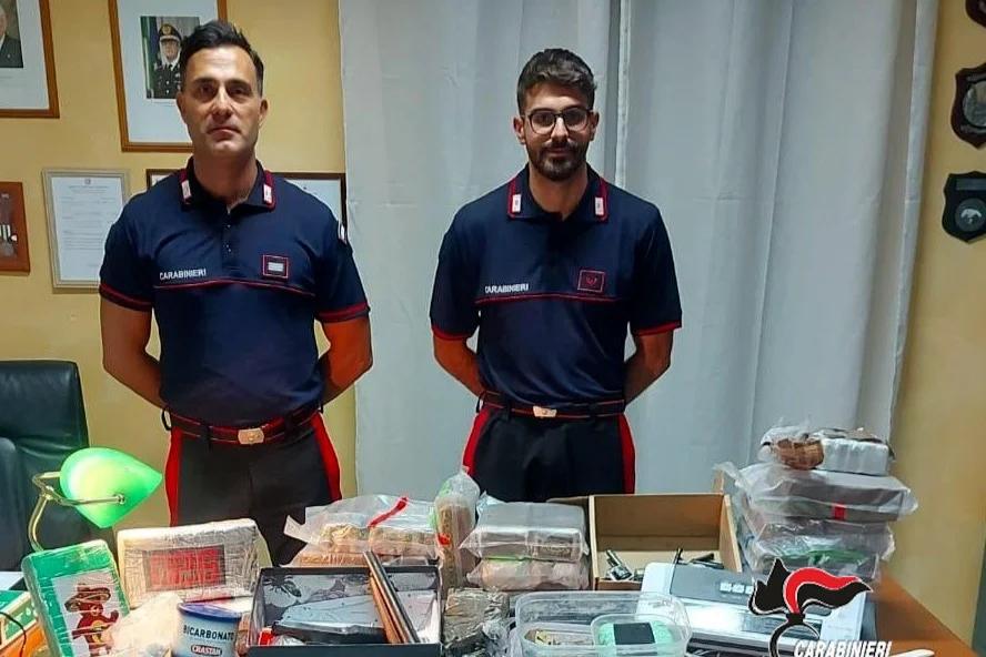 Maxi sequestro di droga e armi nel salernitano